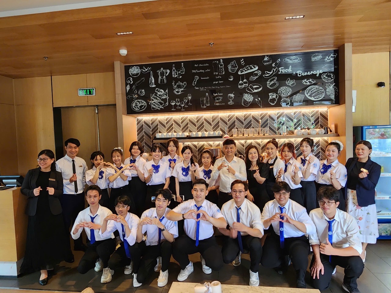 NGÀNH QUẢN TRỊ KHÁCH SẠN